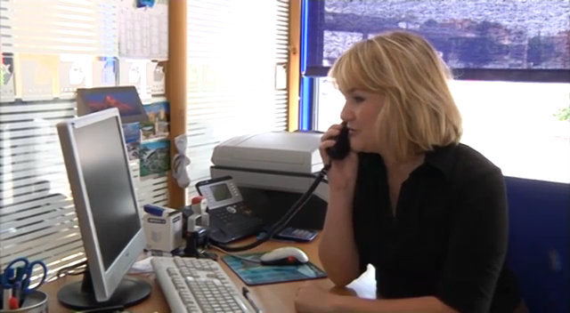 Employé de banque, chargé de clientèle banque: Pourquoi vous avez besoin d'un support d'écran PC