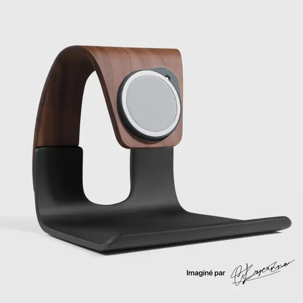 Wooden MagSafe phone charging station in dark finish by Station de charge