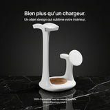 Porte casque 3-en-1 blanc avec base en bois, compatible avec coques MagSafe, design moderne.