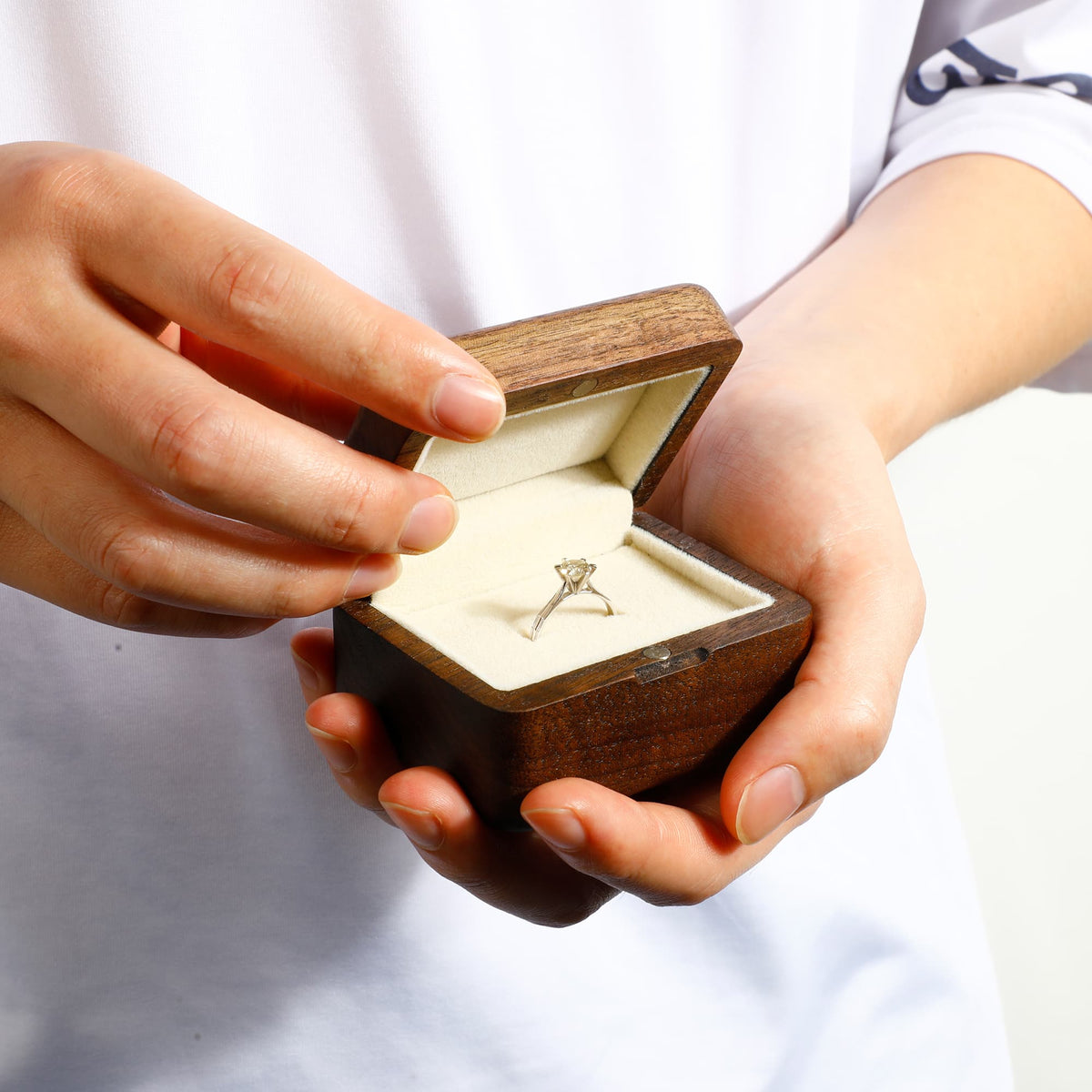 Boîte à Bagues Gravure Personnalisée - Coffret Bijoux Artisanal